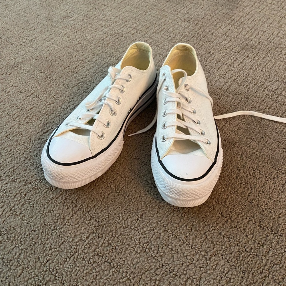 Converse Women’s platform shoes size 7